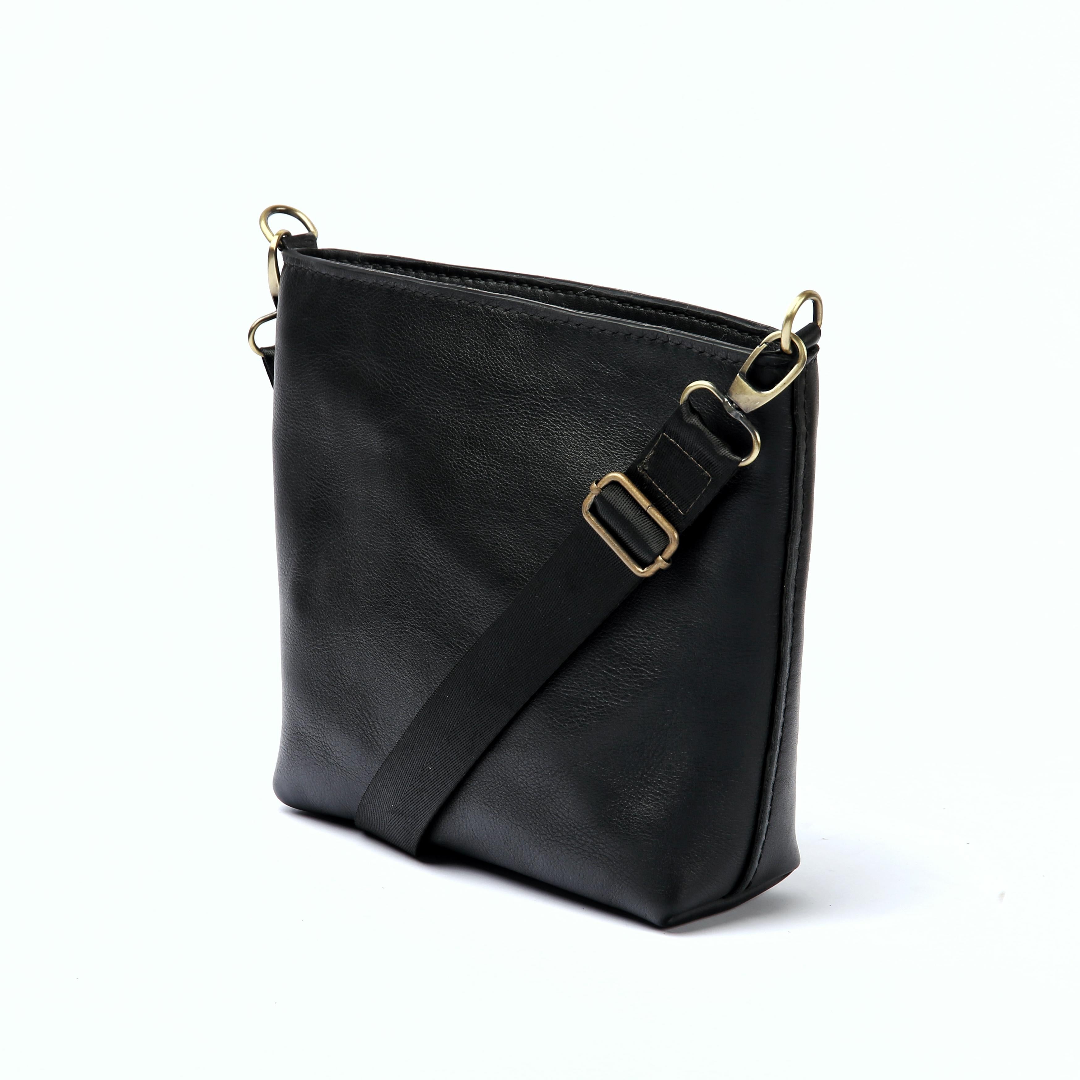 The Urban Cross Bag . Black