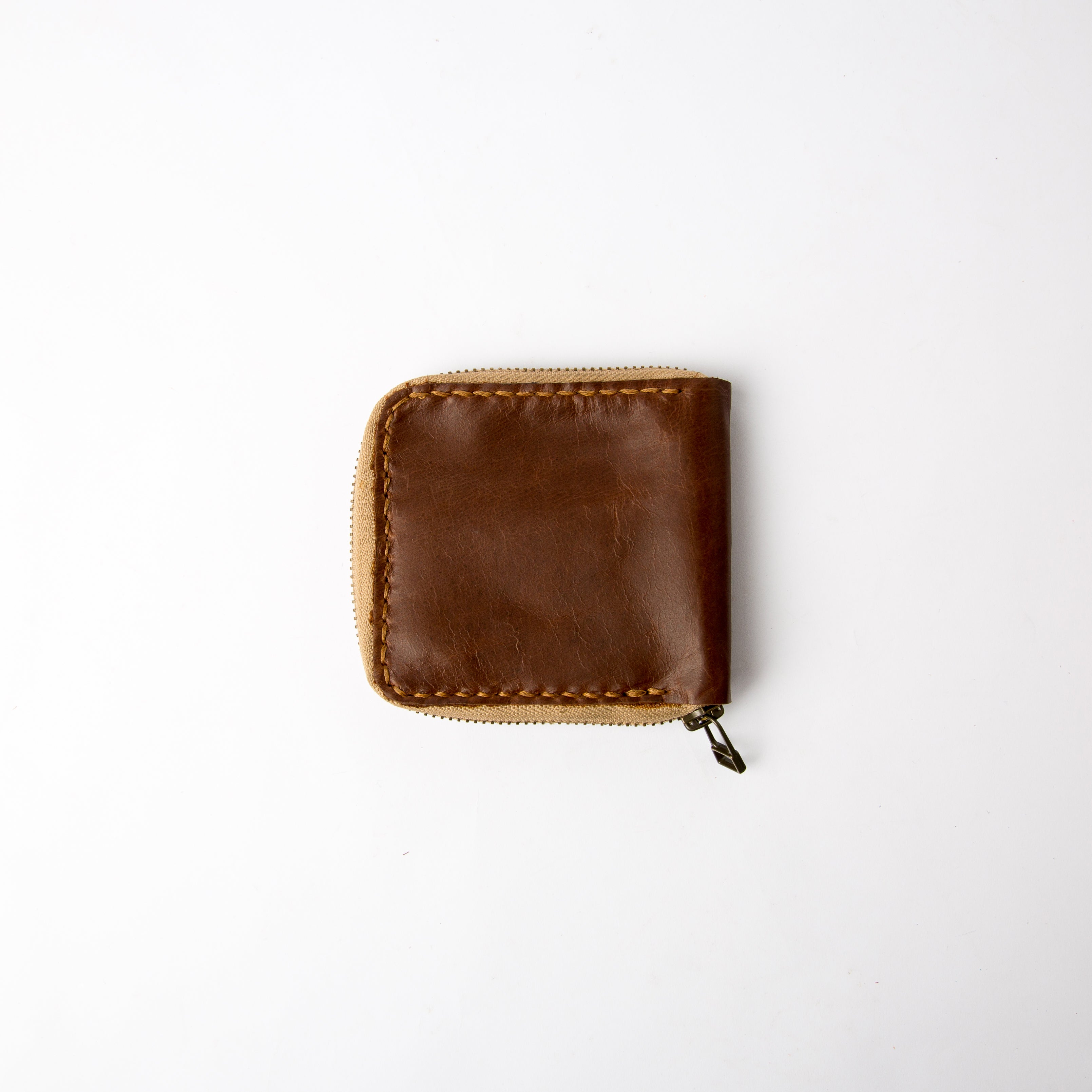 Zippered Bi-fold Wallet . Dark Brown