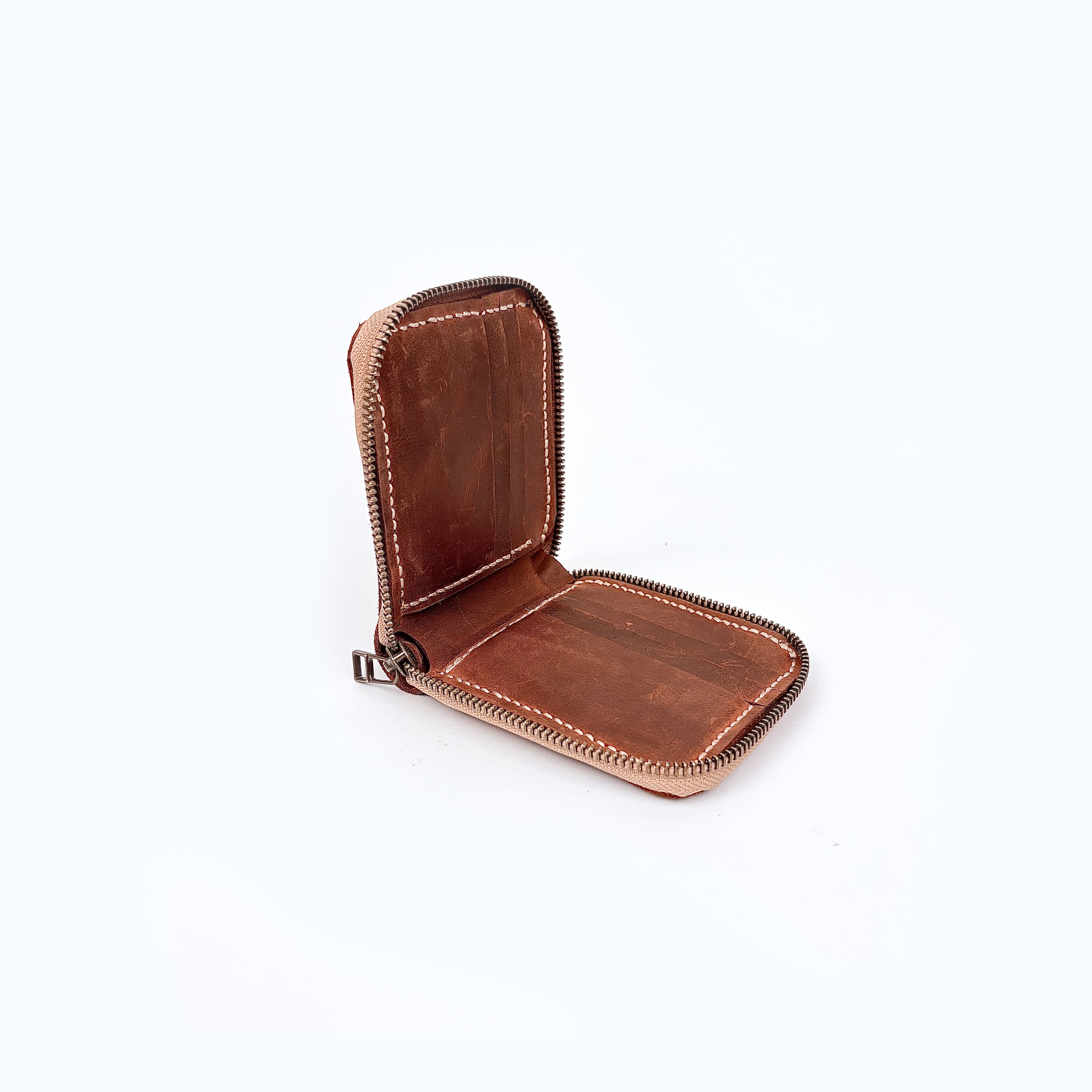 Zippered Bi-fold Wallet . Brown