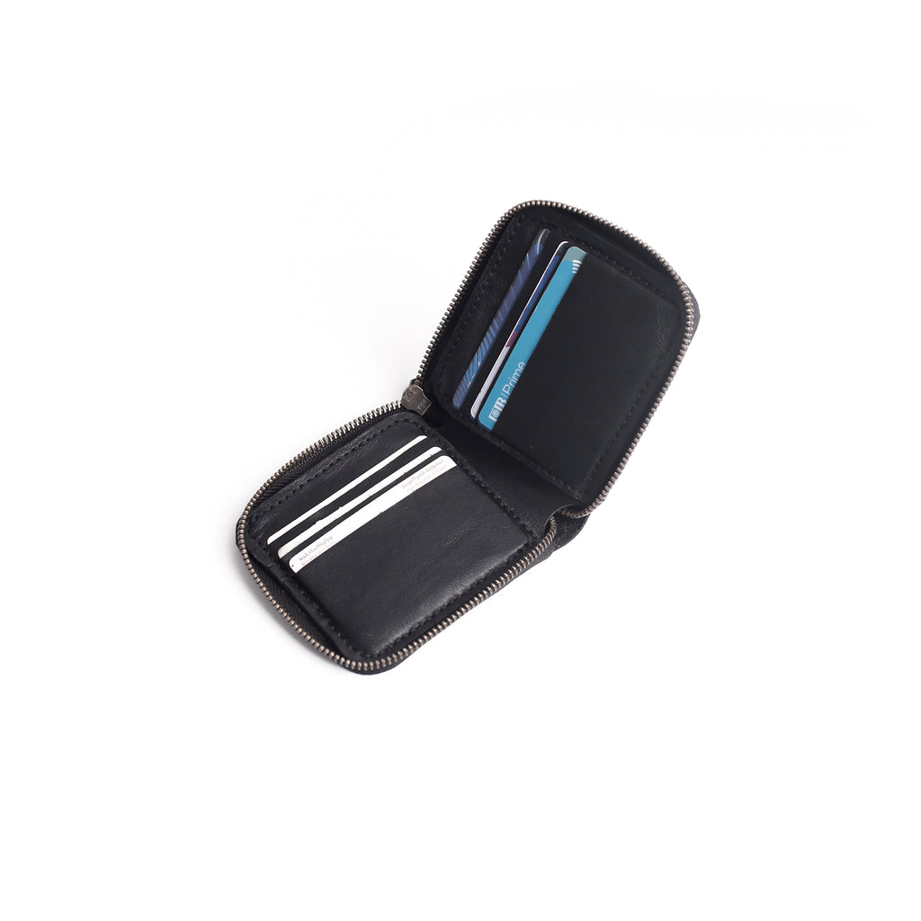 Noir pebble Zippered Bi-fold Wallet