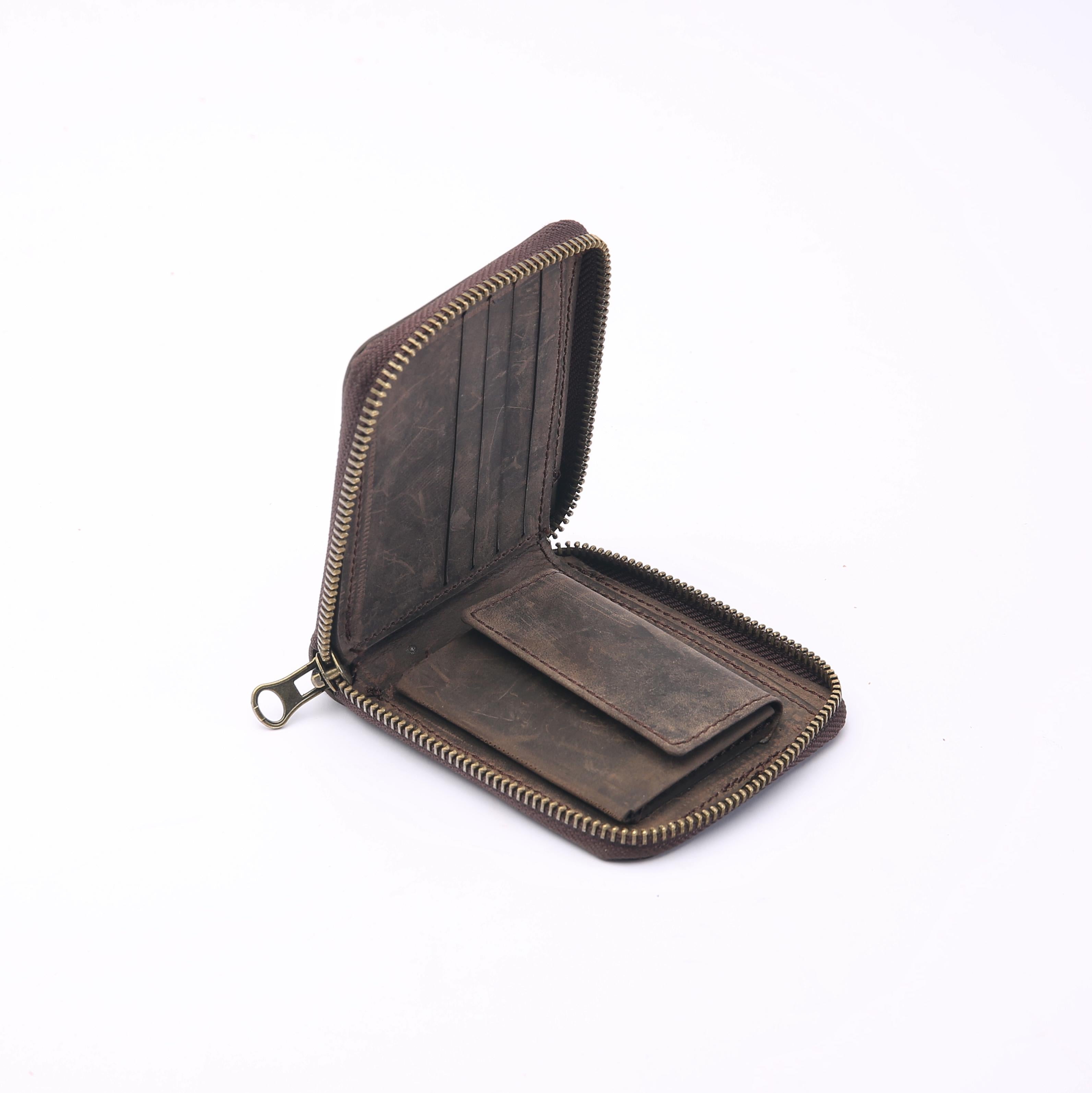 Zippered Bi-fold Wallet . Ebony