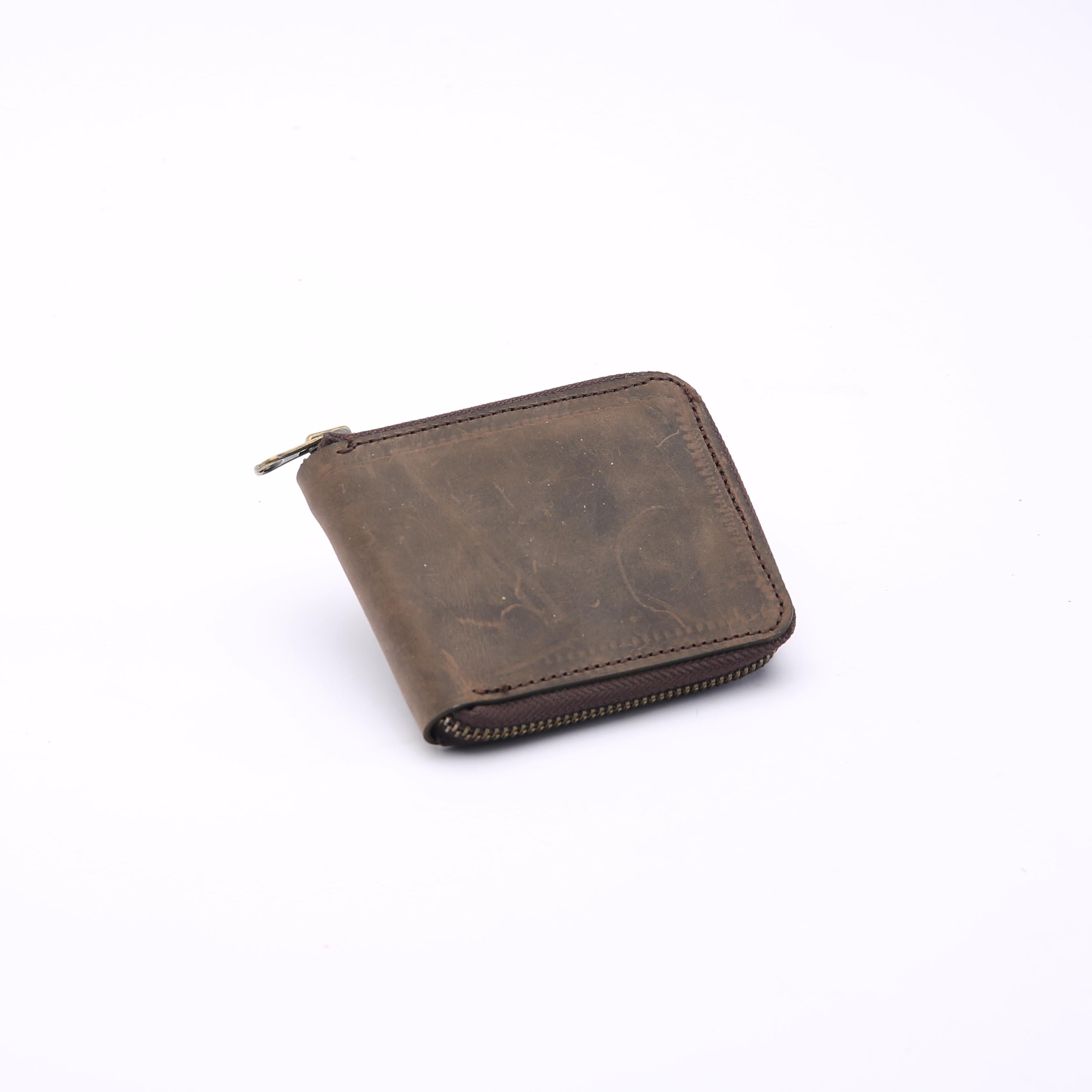 Zippered Bi-fold Wallet . Ebony