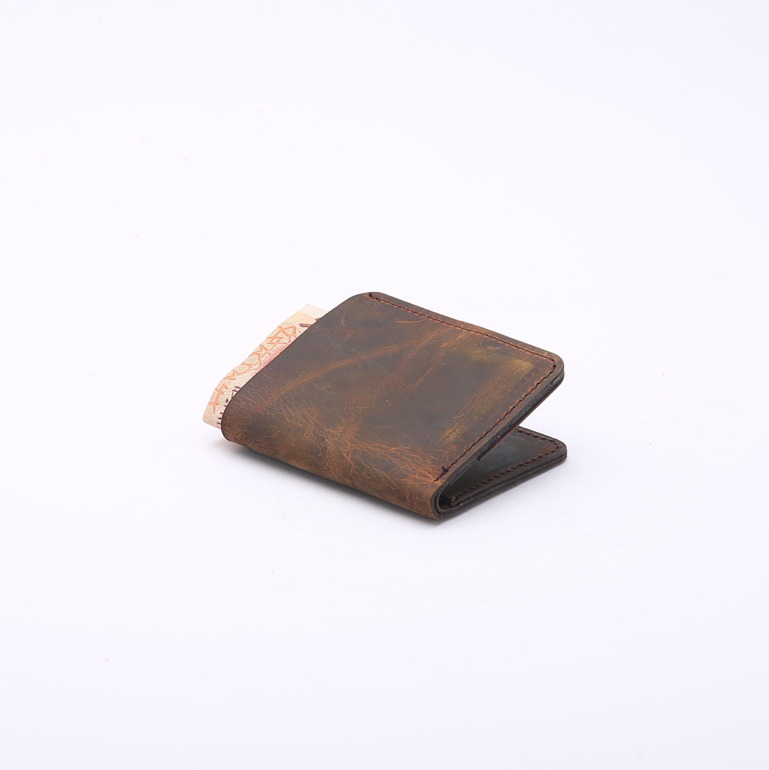 Minimal Bi-fold Wallet . Brown